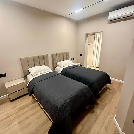 Venis Hotel تيرانا المظهر الخارجي الصورة